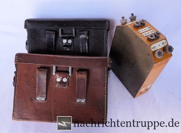 Der schnurlose Ringüberträger mit zwei Taschen